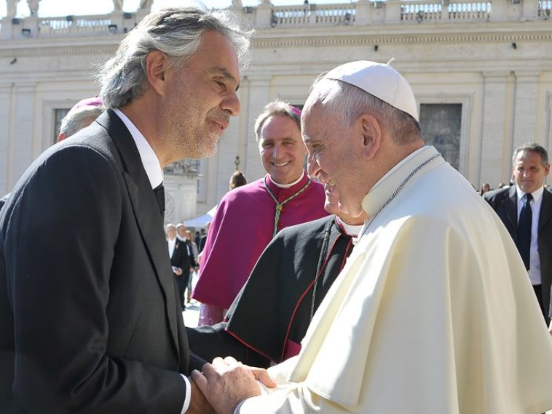 ARTISTAS DEL MUNDO SE PREPARAN PARA EL PRIMER VITAE SUMMIT CON EL PAPA FRANSISCO.