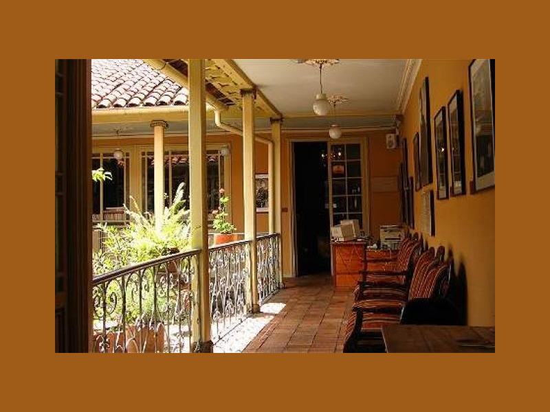 ¡¡¡SOS por la Casa de Poesía Silva!!!